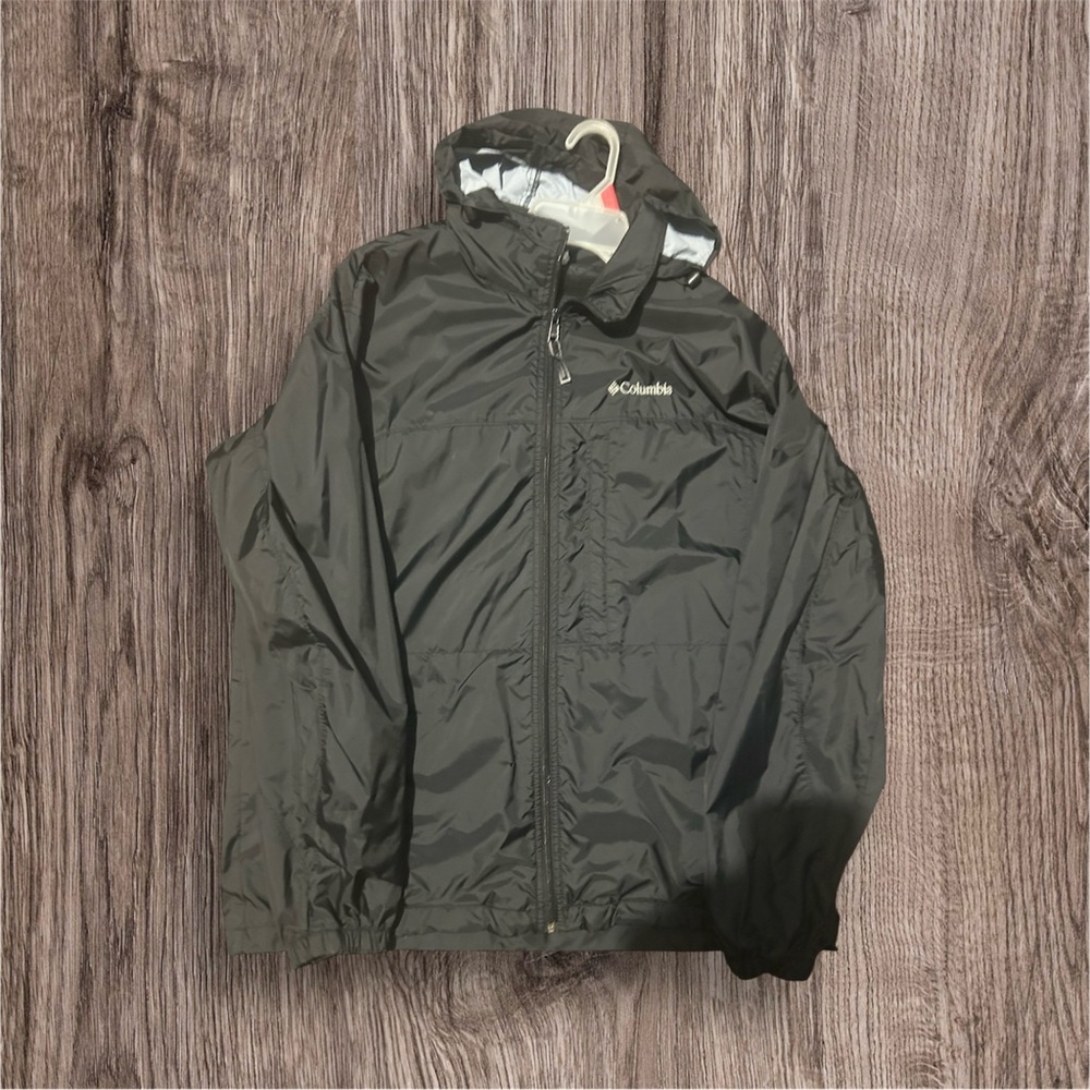 Columbia Black Raincoat Weather-Resistant Nylon